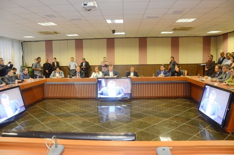 Pinheiro afirma que Prefeitura está à disposição para ajudar Governo na reabertura Santa Casa