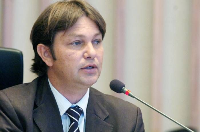 Joe Valle é escolhido presidente da Câmara Legislativa