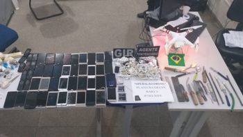 Com auxílio de Drone, agentes apreendem celulares, drogas e armas artesanais em penitenciaria