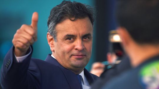 Senador tucano Aécio Neves deverá compor palanque de Wilson na capital do Estado