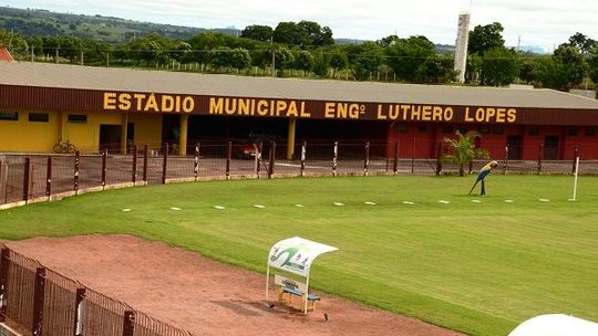 Portões do Estádio Luthero Lopes serão mantidos fechados para adequações necessárias