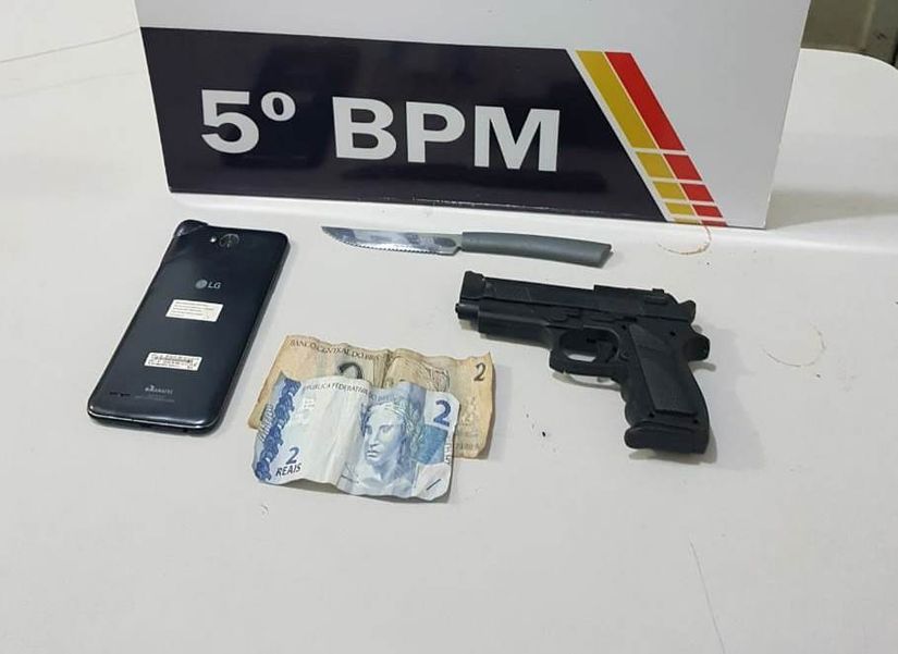 Homem é detido por furto e com simulacro de arma de fogo