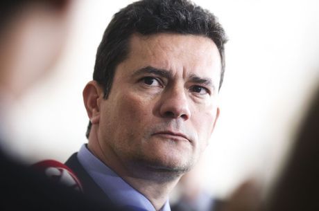Moro divulga manual de conduta a servidores do Ministério da Justiça