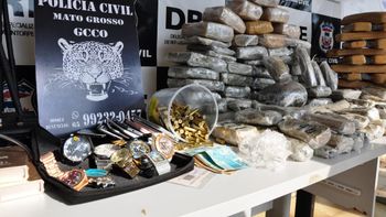 Polícia Civil descobre esconderijo do tráfico com 30 quilos de maconha e bloqueadores de sinais