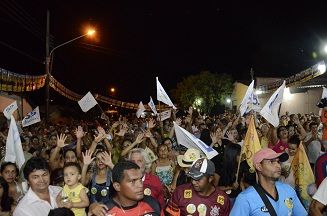 Reunião ampliada vira comício em Guiratinga