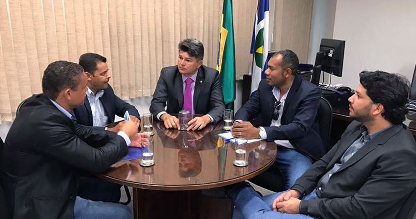 Vereadores são recebidos pelo senador José Medeiros em Brasília