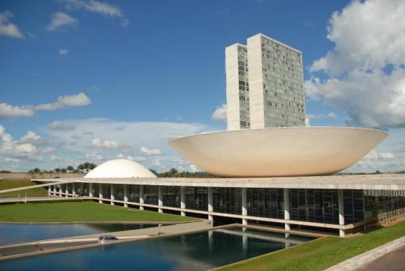 Apesar de fim do recesso parlamentar, Congresso só iniciará trabalhos dia 5