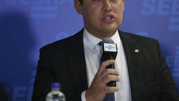 Interino deve permanecer no Ministério do Trabalho até março, diz líder