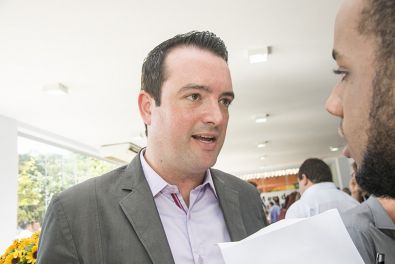 Léo Bortolin se elege novo prefeito após cassação de Viana