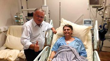 Eraí Maggi posa ao lado de Bolsonaro em hospital