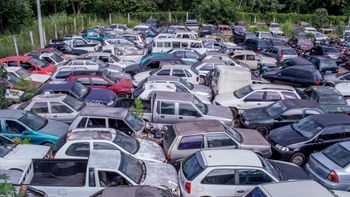 Detran dá início à leilão de quase 450 veículos apreendidos no Estado