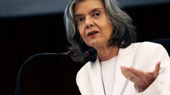 Com Supremo de recesso, Cármen Lúcia julgará recursos urgentes