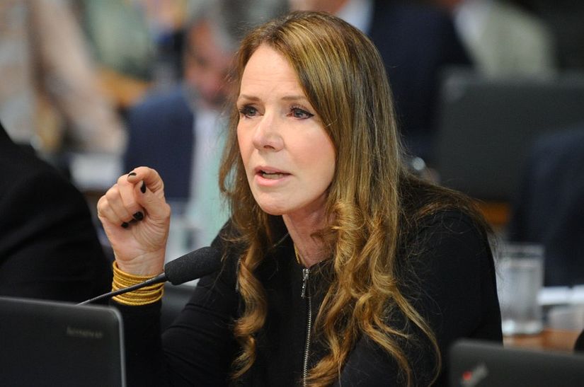 PEC garante presença feminina em listas de indicados para tribunais