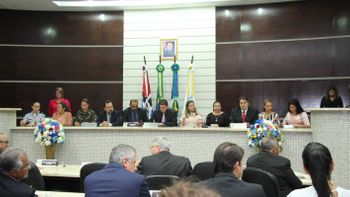 Câmara de Vereadores presta homenagem às mulheres