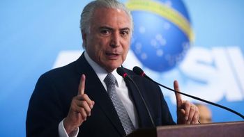 Em mensagem de fim de ano, Temer diz que Brasil derrotará a crise em 2017