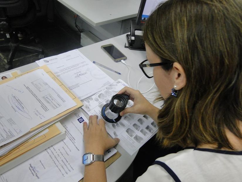 Governo lança edital de concurso para técnicos em necropsia e papiloscopistas
