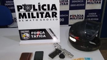 Arma de fogo apreendida pela Polícia Militar.