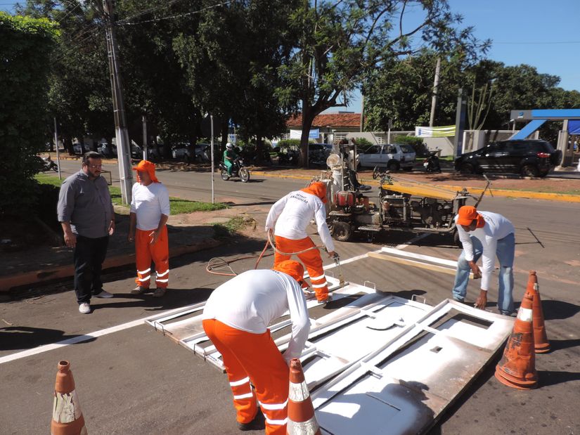Setrat inicia sinalização pela Vila Birigui e segue depois para outros bairros