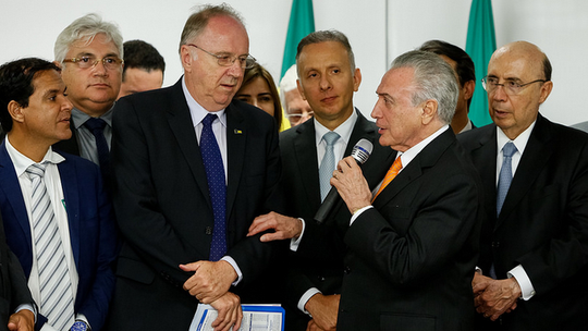 Temer anuncia liberação de R$ 2 bilhões para os municípios do país