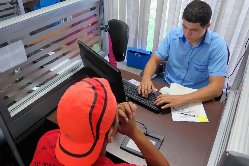 Sine abre 616 vagas de trabalho em MT