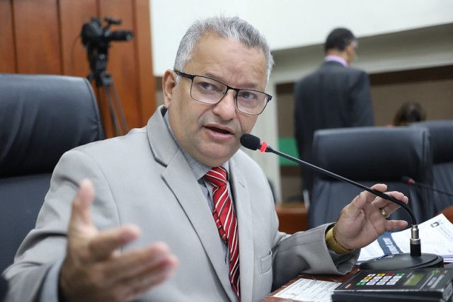 Câmara aprova aumento do salário de Emanuel e beneficia mais de 300 servidores públicos