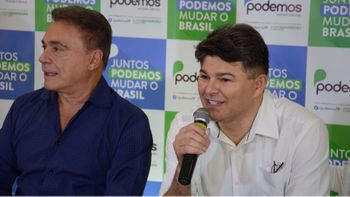 Presidenciável, Álvaro Dias acompanha Medeiros na capital do Estado