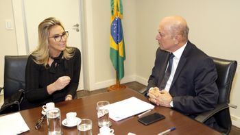 Ministro sinaliza à 1ª dama a realização de evento técnico voltado à primeira infância
