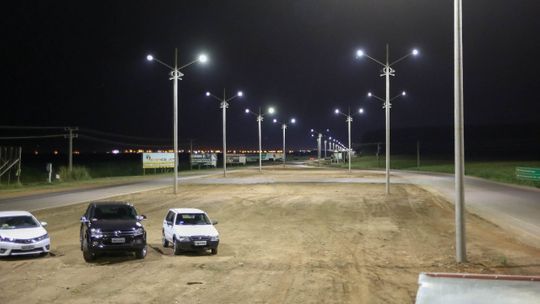 Prefeitura inaugura iluminação em mais um trevo de Primavera do Leste