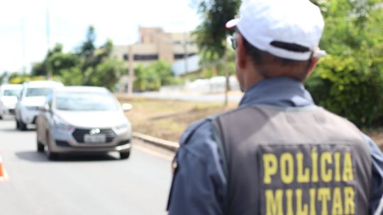 PM orienta sobre cuidados no trânsito durante carnaval