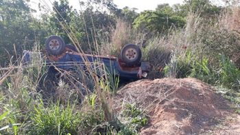 Condutor e passageiro morrem após caminhonete capotar na MT-270 