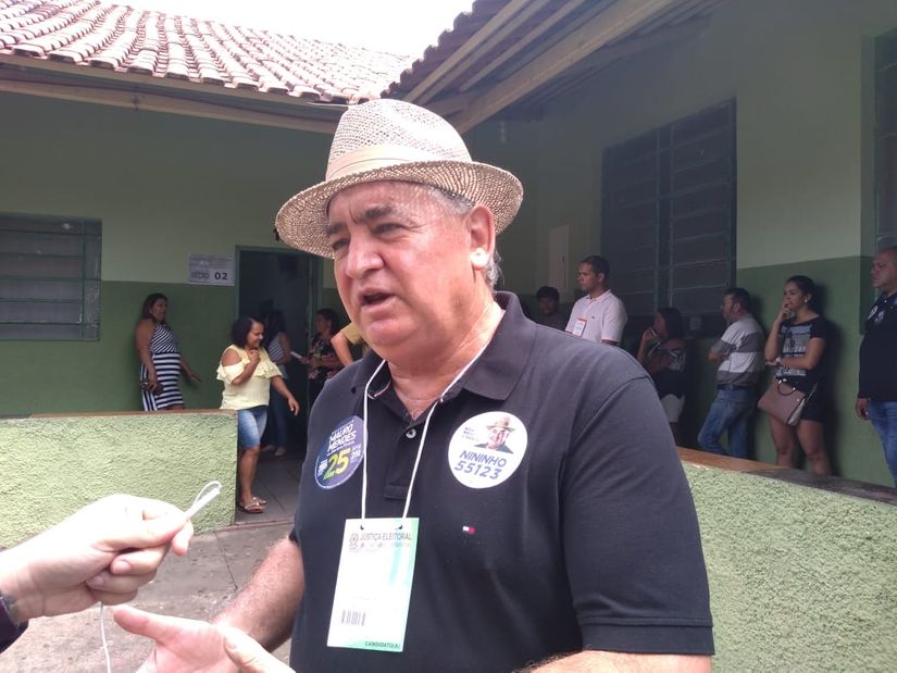 Nininho avalia chances de renovação na AL