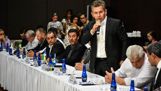 Governador assina protocolo que prevê ações integradas no setor do agronegócio