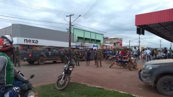 Garimpeiros invadem centro de Aripuanã em protesto após ação da PF 