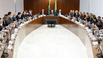 Vice-líder no Senado, José Medeiros se reúne com Temer e Mendonça Filho no Planalto