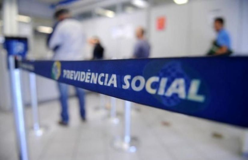 Governo convoca 94 mil segurados do INSS para revisão do benefício
