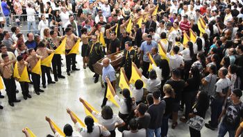 Adolescente se apresenta, nega participação em massacre e é liberado