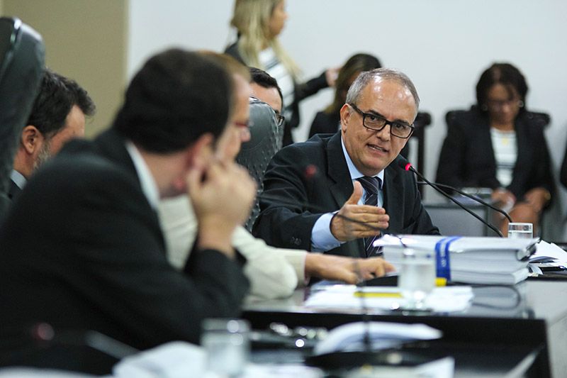 Zé do Pátio volta a cobrar Governo por leitos de UTI’s na Santa Casa de Rondonópolis