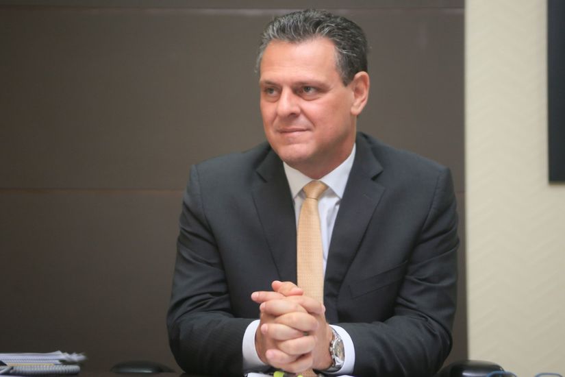  Fávaro encaminha projeto de lei à AL para modernizar processo licitatório do estado