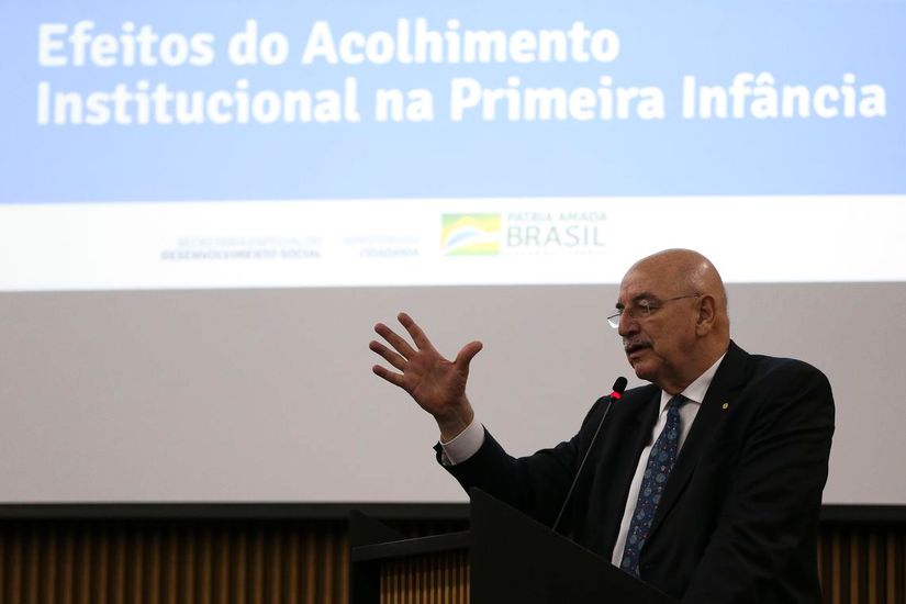 Ministério quer triplicar atendimentos do Criança Feliz