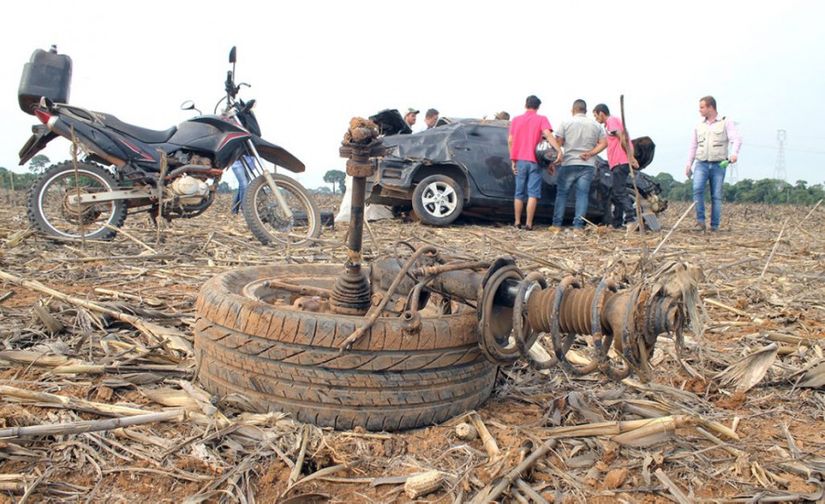 Empresário morre após perder controle da direção de veículo e capotar carro na MT-140