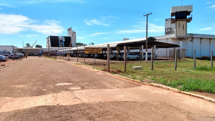 De dentro do presídio, homem irá a julgamento por videoconferência