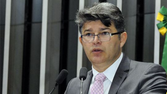 Medeiros destaca escoamento da safra de MT para Argentina através de hidrovia