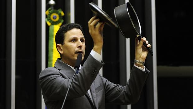 Bruno Araújo pede para sair e deixa carta de demissão do Ministério das Cidades
