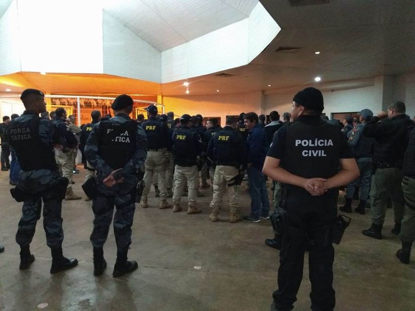 Forças estaduais e federais deflagram operação contra 73 alvos de organização criminosa em MT