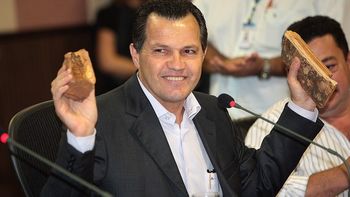 Coluna da capital sugere que ex-governador funda própria igreja