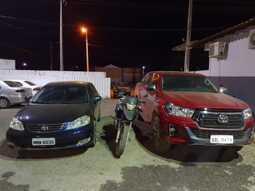 Bando que trocava veículos roubados por drogas na Bolívia é preso