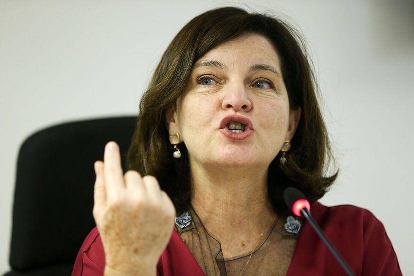 Crise extrapola abastecimento e atinge direitos fundamentais, diz Dodge