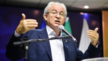 Aval de "compadre" garante que Sachetti só não vai se não quiser
