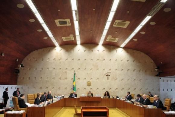Aplicação a casos anteriores a 2010 tem cinco votos a favor no STF