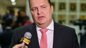 A convite de Taques, deputado Maxi Russi assume Casa Civil